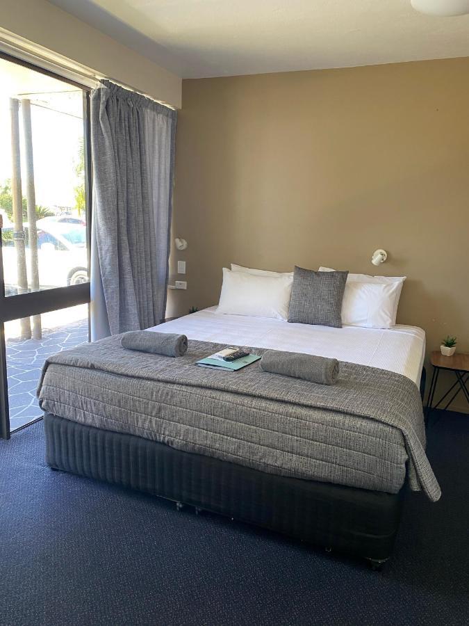 Mid City Motor Inn Mackay Dış mekan fotoğraf